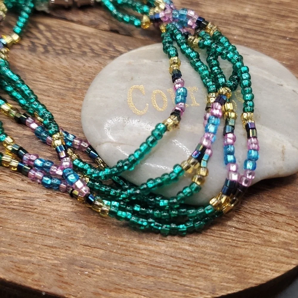 Mermaid festive seed beaded deep green bead bracelet tier‎ vintage B3134